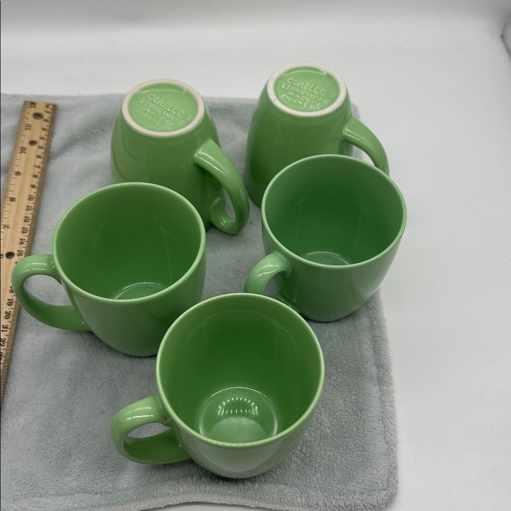 Vintage Corelle Stoneware Pastel Green Coffee Mugs 8oz. Set of 5 cups
